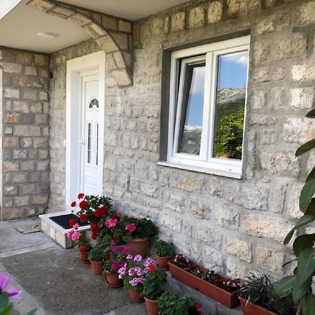 Apartments Todorovic Tivat Exterior photo