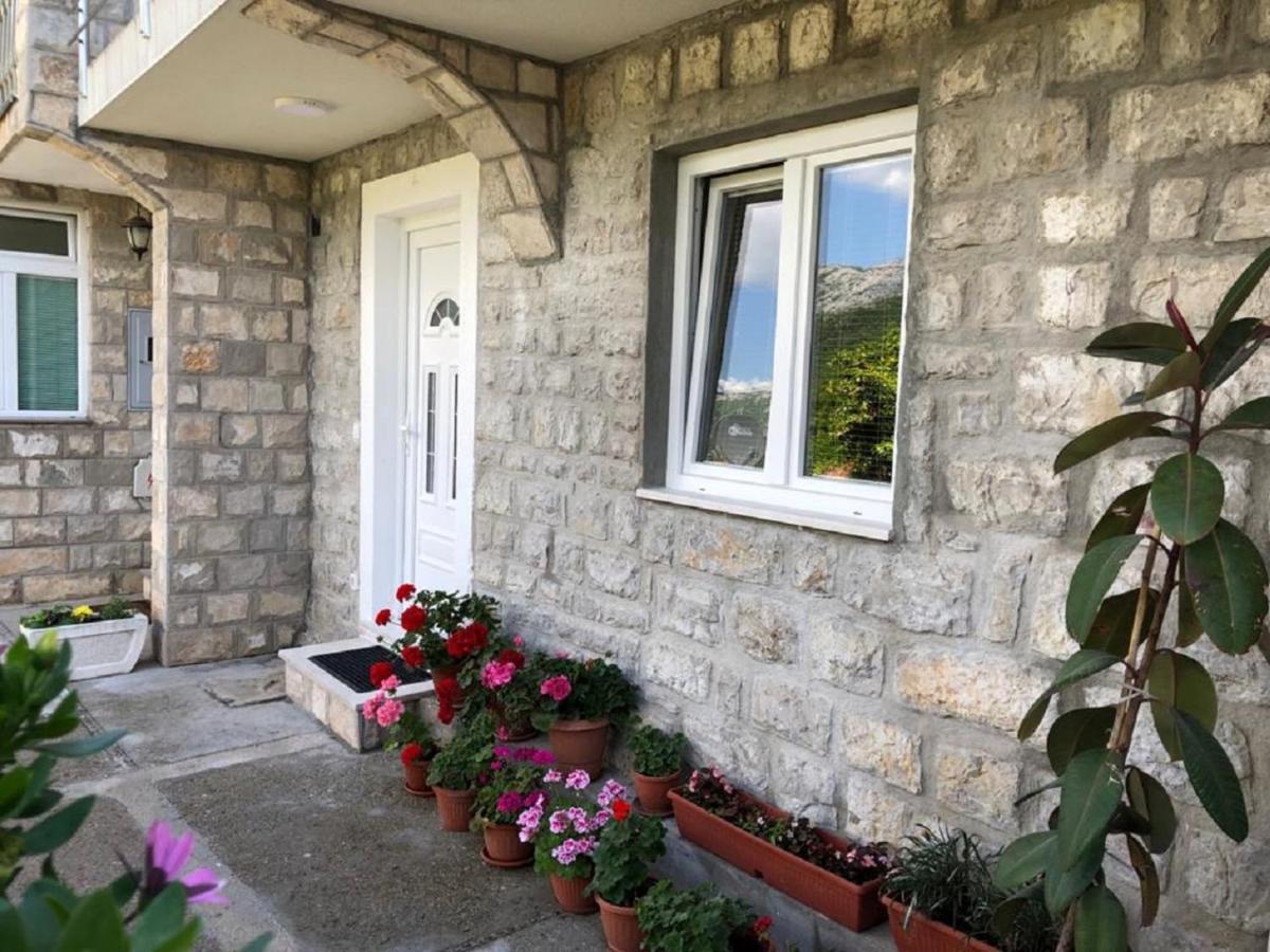 Apartments Todorovic Tivat Exterior photo